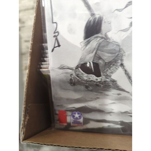 ASCENDER #1 DIAMOND RETAILER SUMMIT VARIANT - SIGNED BY DUSTIN NGUYEN - IMAGE - Picture 3 of 7